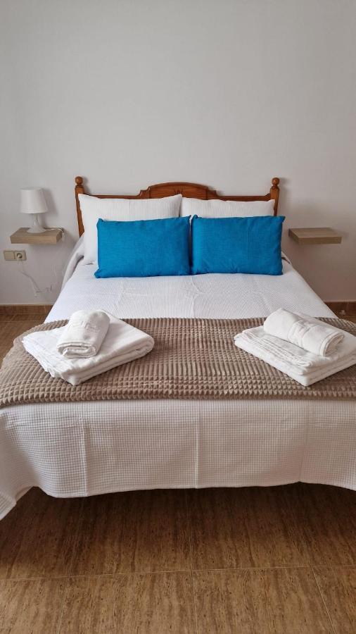 Apartamento Baeza Cozar 1 Apartment Exterior photo