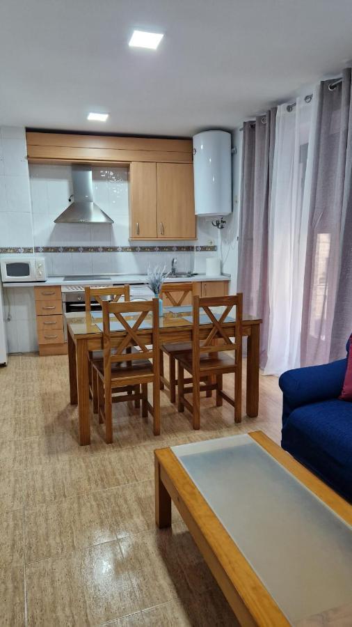 Apartamento Baeza Cozar 1 Apartment Exterior photo